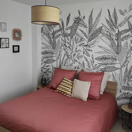 Maison Neuve Elegante, Jardin Au Calme En Campagne, Proche Alencon Et Parking